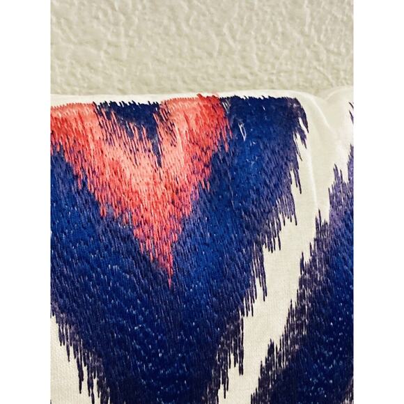 ECHO Designs Blue White Red Pillow w/ Insert 15" Square RARE Zip closure Abstrac - Picture 7 of 12